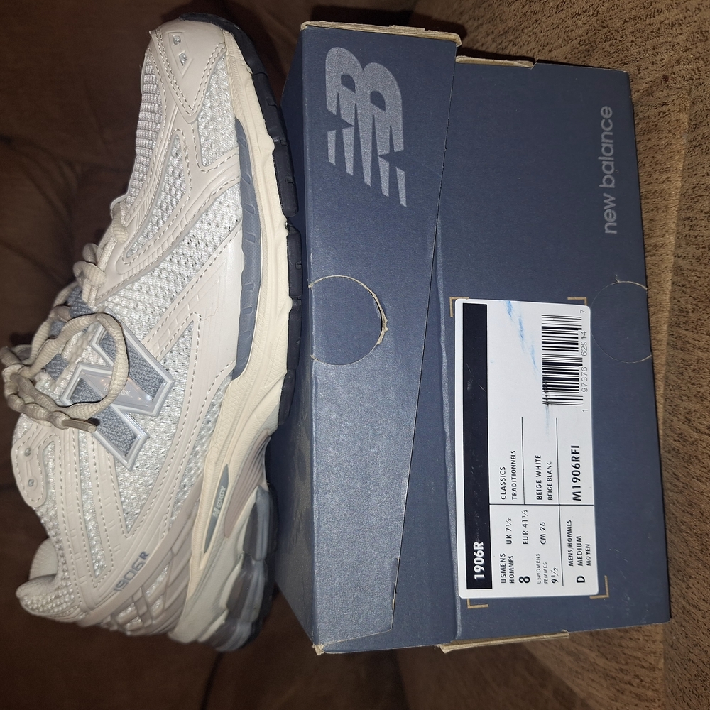 New Balance White and Gray Sneakers